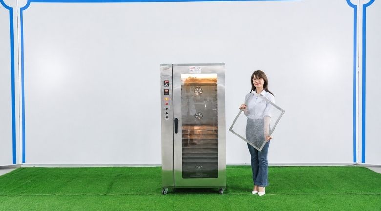 Tủ sấy thực phẩm cao cấp CY-20 giúp quá trình sấy trở nên nhanh chóng, tiện lợi