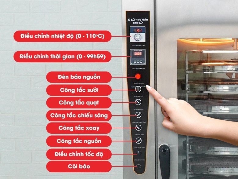 Bảng điều khiển dễ thao tác, cài đặt linh hoạt theo từng mẻ sấy