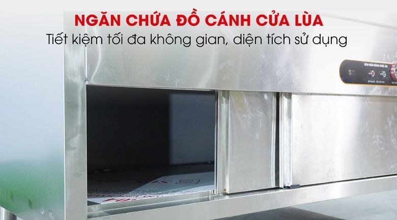Có bàn gấp và ngăn chứa đồ tiện lợi